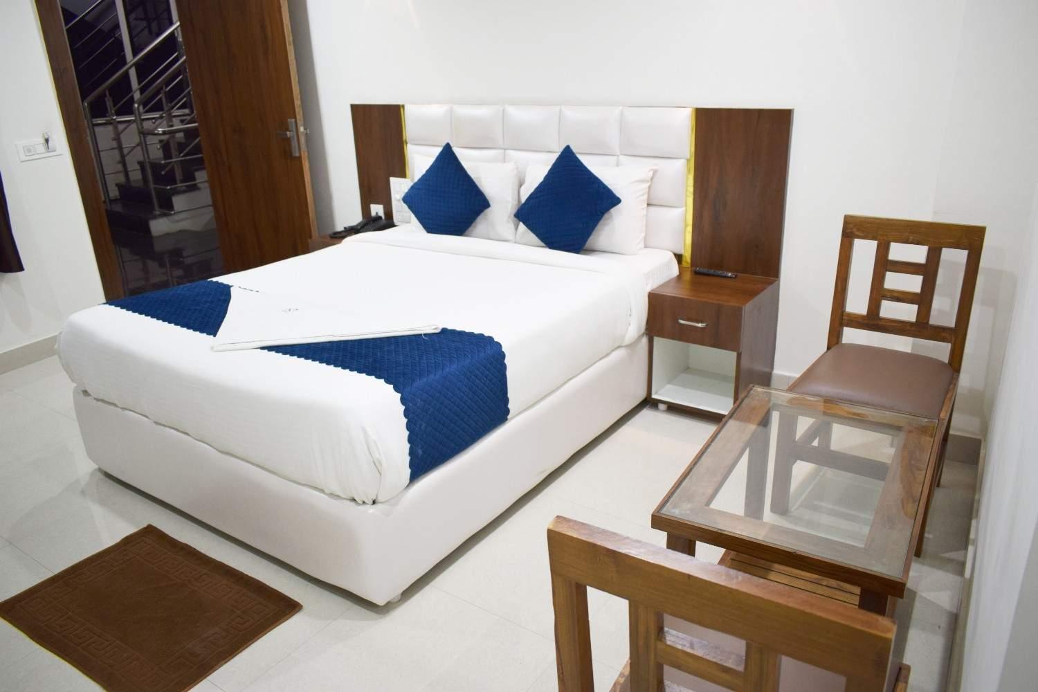 Hotel Skyland Warangal Quarto foto