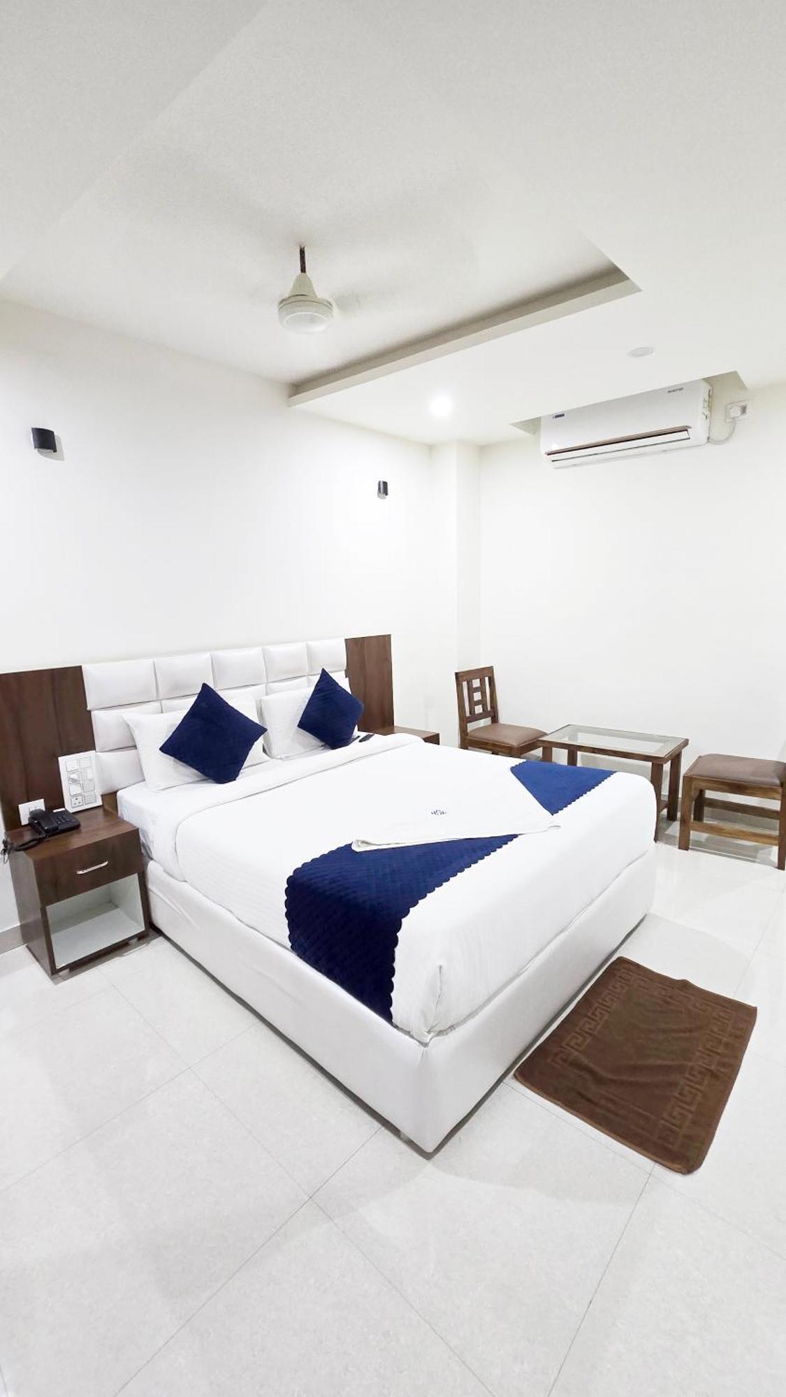 Hotel Skyland Warangal Exterior foto